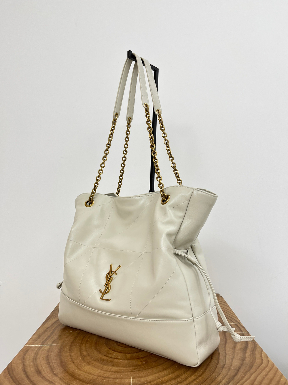 MEDIUM JAMIE SHOPPING ИЗ КОЖИ ЯГНЕНКА