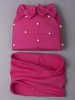 Шапка для девочки на осень с бусинами и снуд