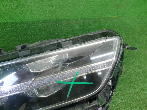 Битая Фара правая Genesis G90 (2018-2022) LED