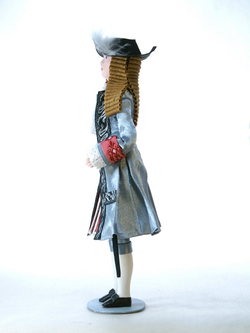 Кукла коллекционная в мужском придворном Французском костюме 18 века