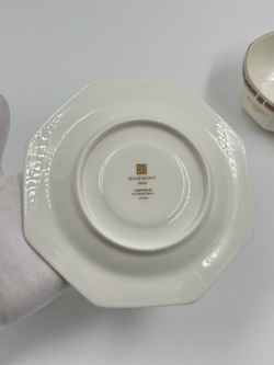 Чайная пара с тёмно-синей каймой Givenchy