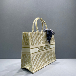 Christian Dior Book Tote 42 cm