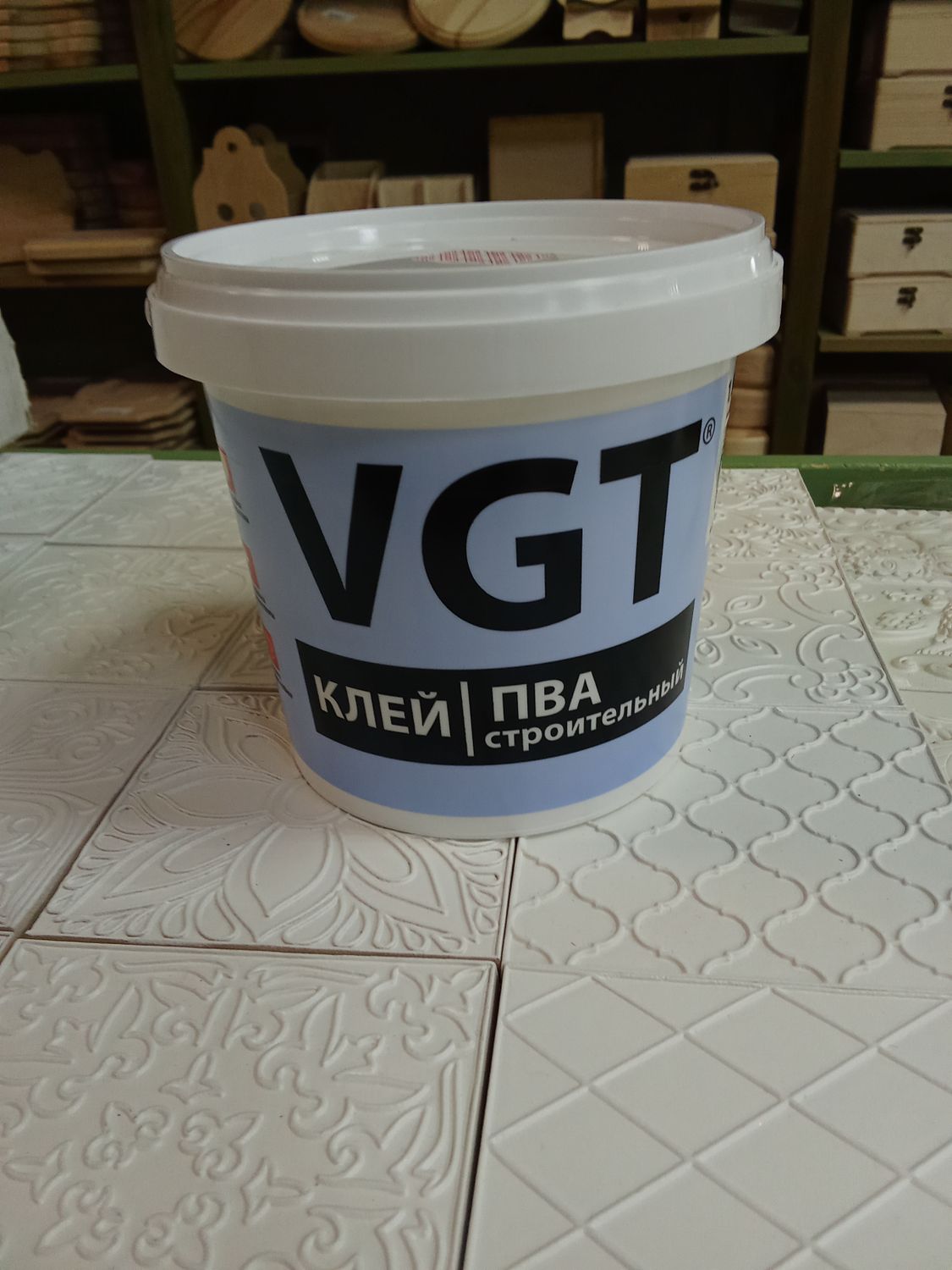 клей ПВА строительный 1кг ВГТ