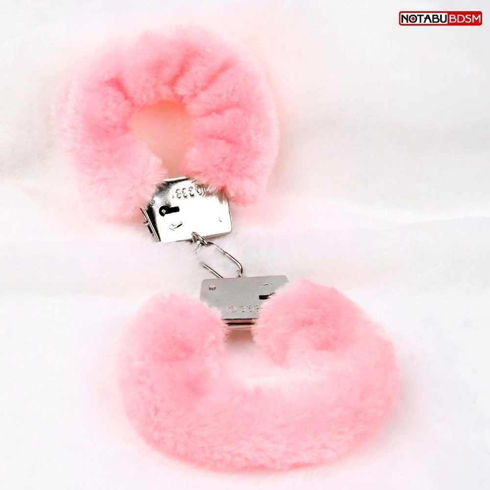 Металлические наручники с мягкой нежно-розовой опушкой (Цвет: нежно-розовый)