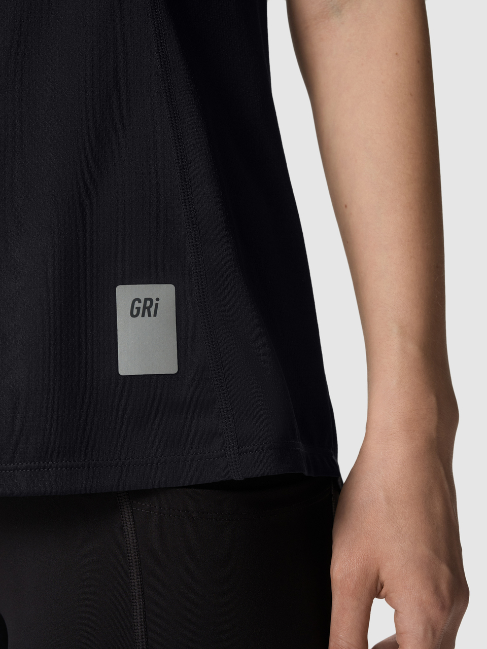 Майка женская Флоу чёрная