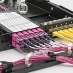 Оптическая патч-панель для установки 4 претерминированых кассет или адаптерных планок, 1U, черная