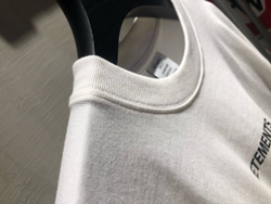 Футболка Vetements