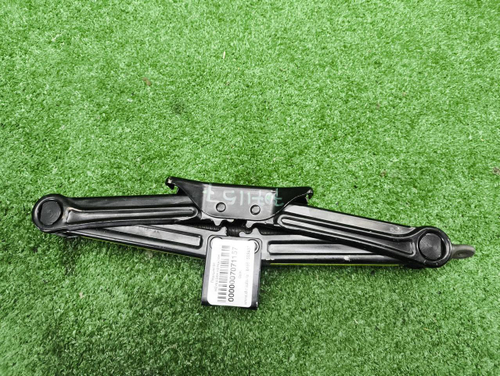 Домкрат Omoda C5 (2022-н.в.)