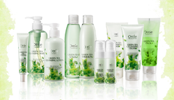 Ottie Green Tea Cleansing Foam пенка с зеленым чаем для всех типов кожи