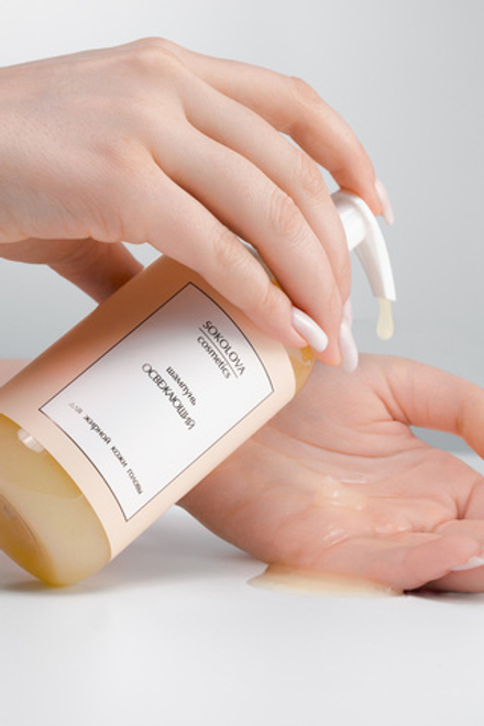 Шампунь Освежающий для жирной кожи головы