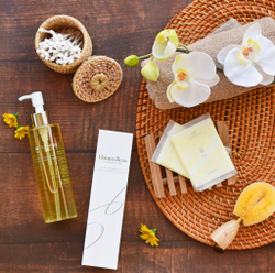 Средство для снятия макияжа с маслом арганы и жожоба Homeo Beau Cleansing Oil