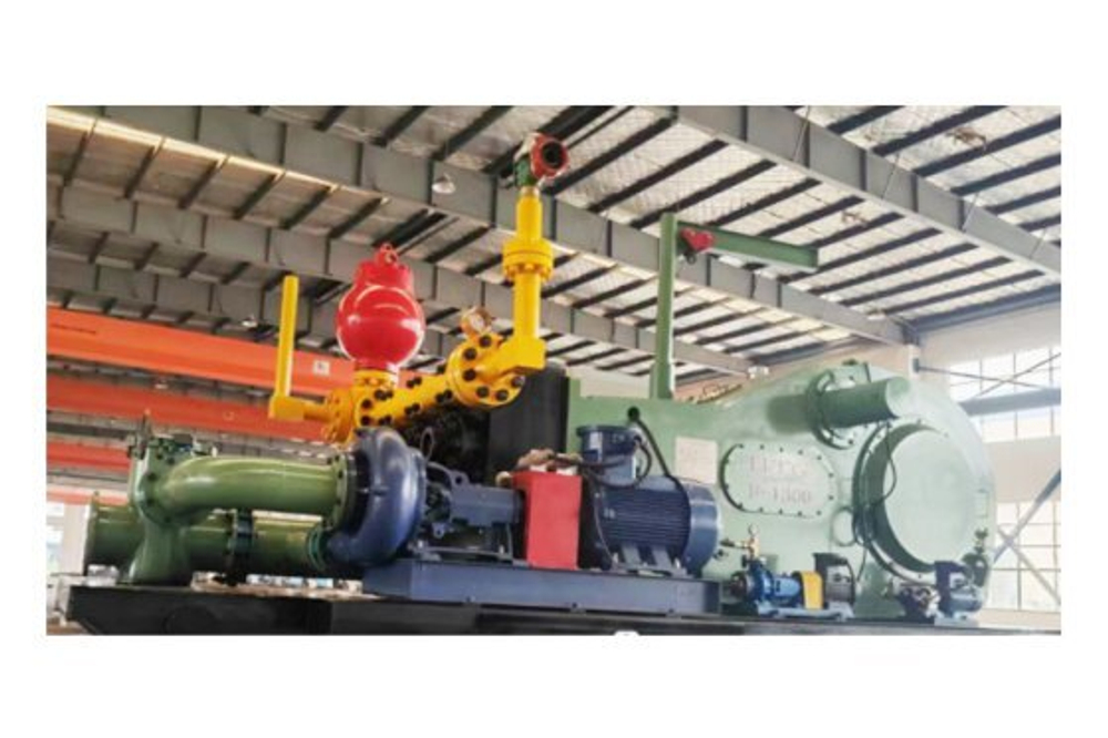Китайские Буровые насосы серии F500/800/1000/1300/1600