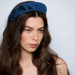 Кокошник из синей джинсы с черными цветами S