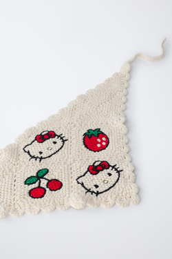 ZARA БАНДАНА КРЮЧКОМ HELLO KITTY © SANRIO, ЭКРЮ
