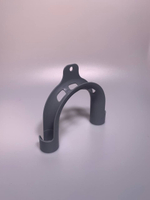 Универсальная скоба-уголок для сливного шланга стиральной машины / держатель сливного шланга стиральной машины