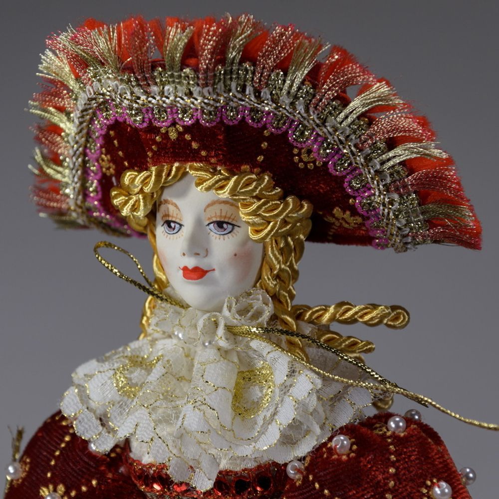 Интерьерная кукла Маркиза с шутом