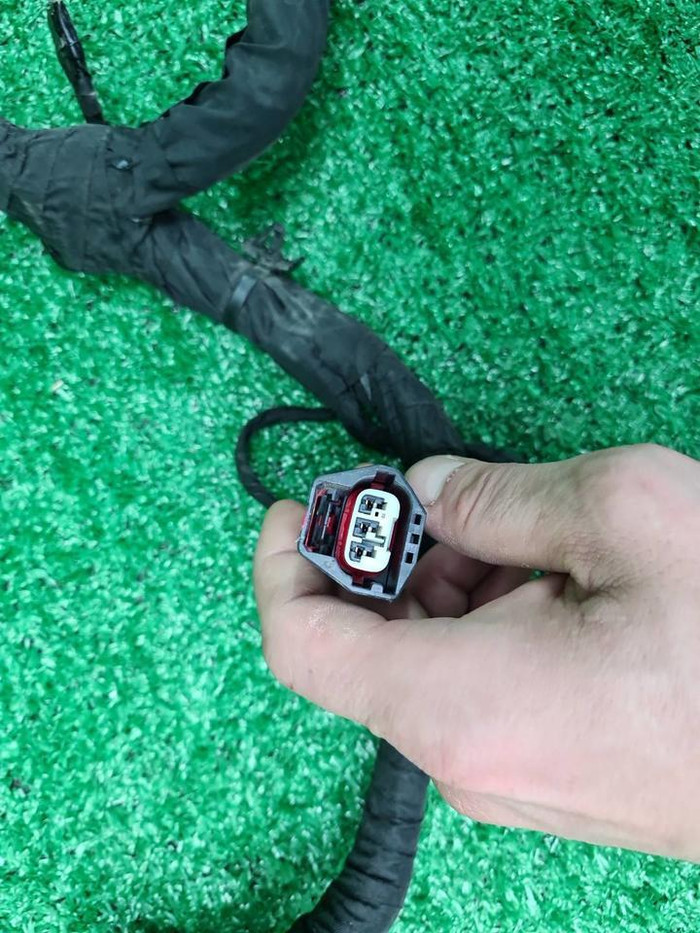 Проводка моторного отсека Haval F7 (2018-2024)