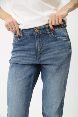 Джинсы женские MUSTANG Style Brooks Relaxed Slim