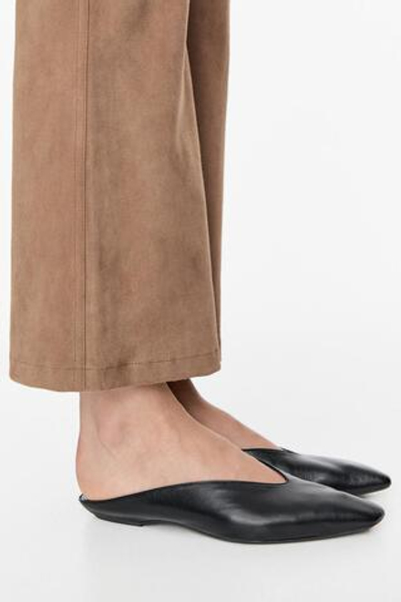 Massimo Dutti Мюли из мягкой кожи, черный