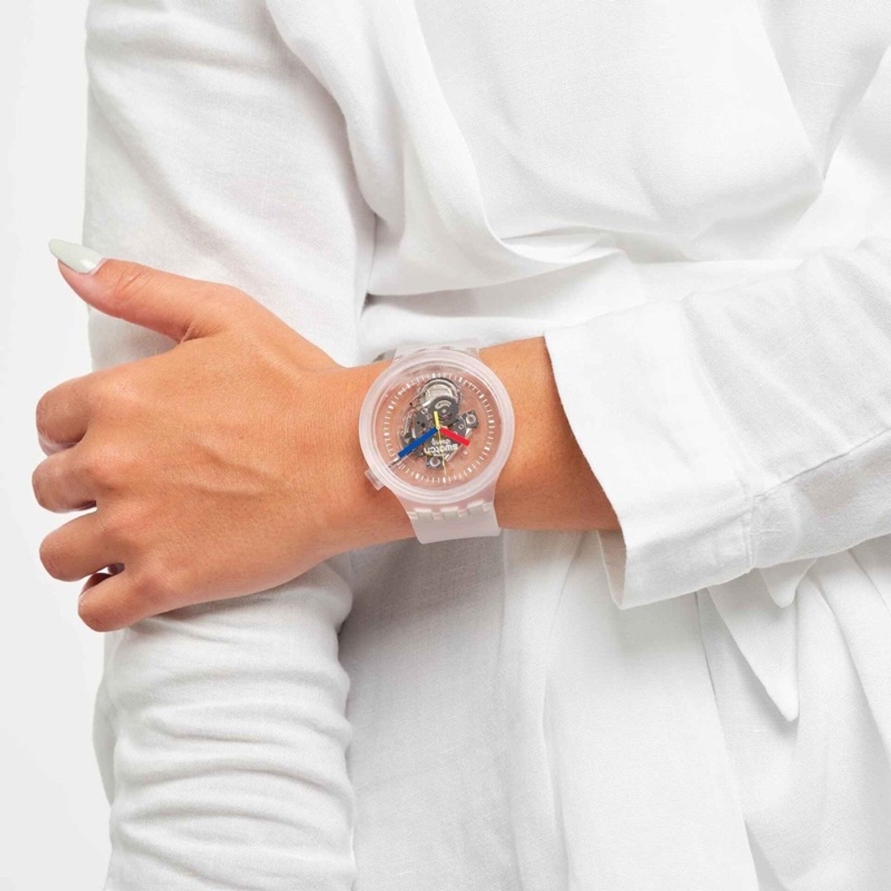 SWATCH Unisex White Watch SO27E100