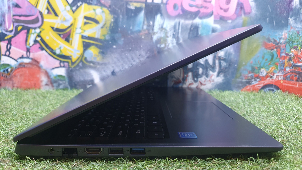 Ноутбук Acer Celeron/8Gb/FHD