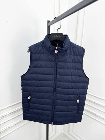 Безрукавка Kiton