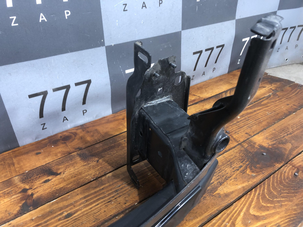 Усилитель переднего бампера Skoda Karoq 17-нв Б/У Оригинал 57A807109