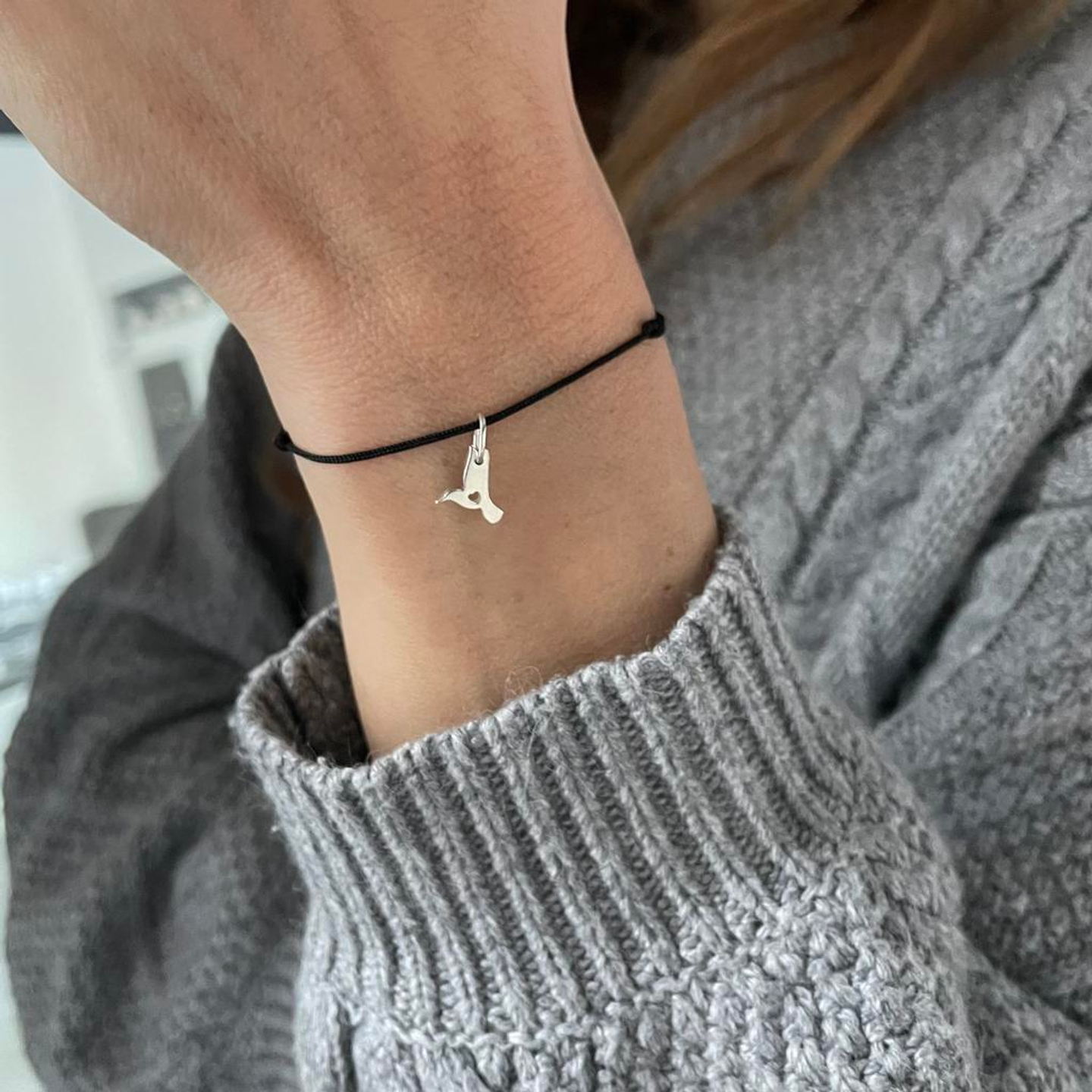 Браслет Птичка на нити