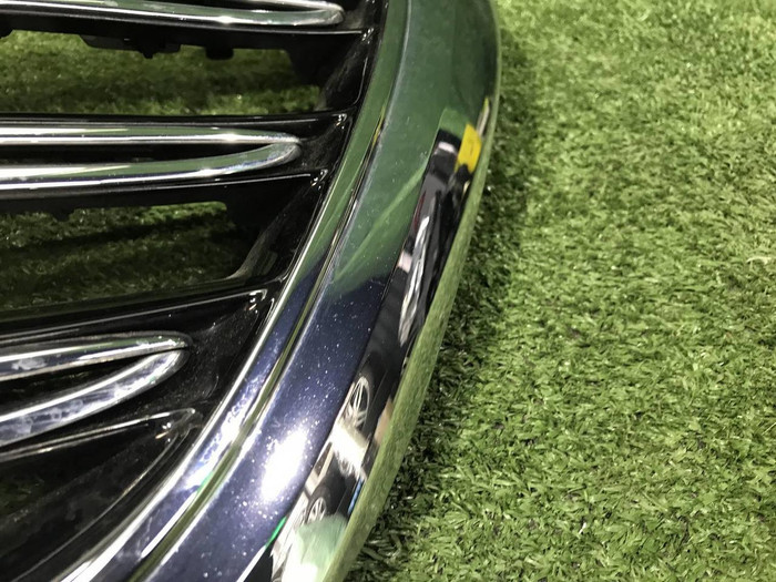 Решетка радиатора Mercedes S W222 (2017-2020) Maybach