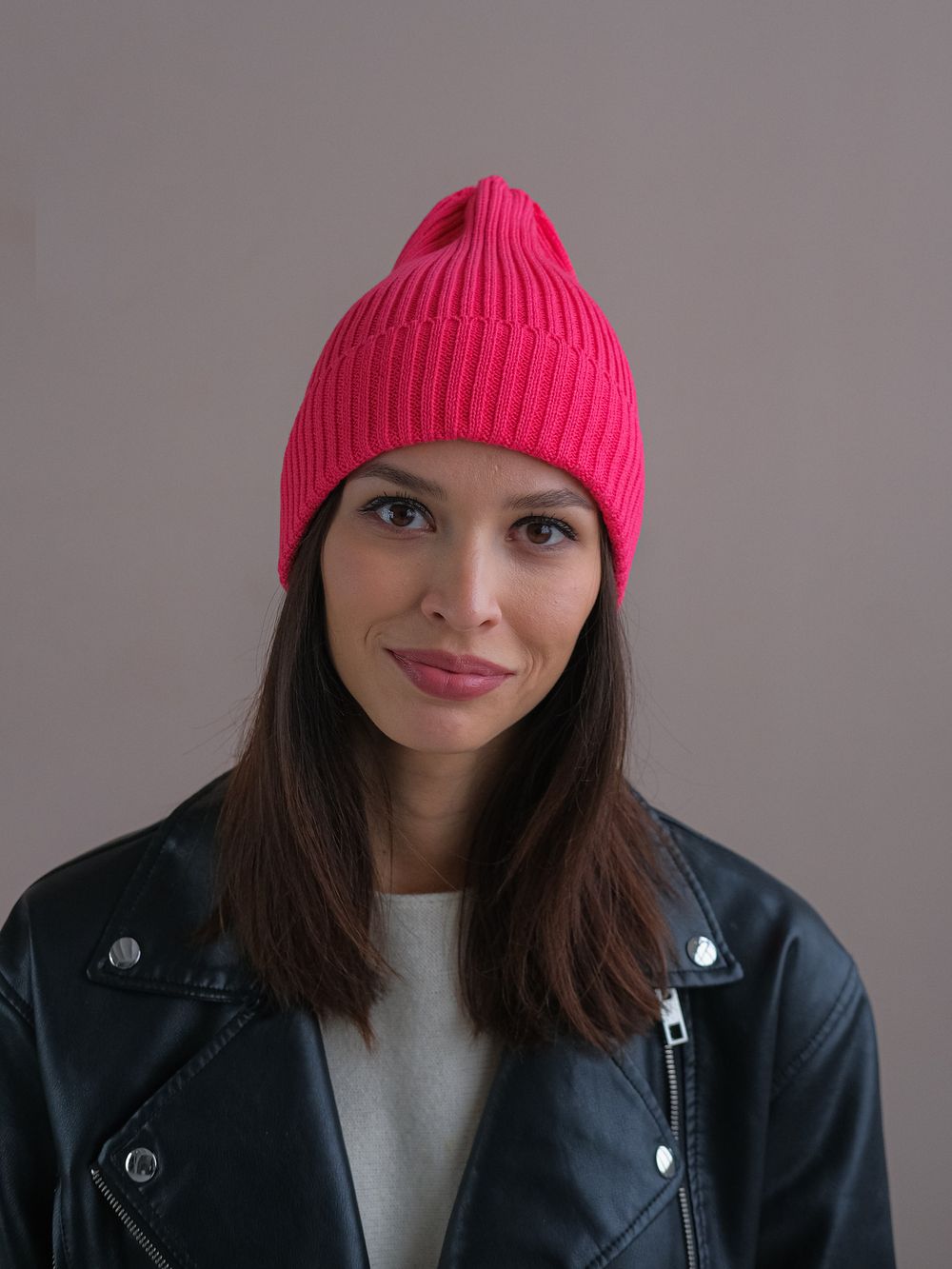 Шапка вязаная-резинка весенняя/осенняя хлопковая КЭП(Фуксия)