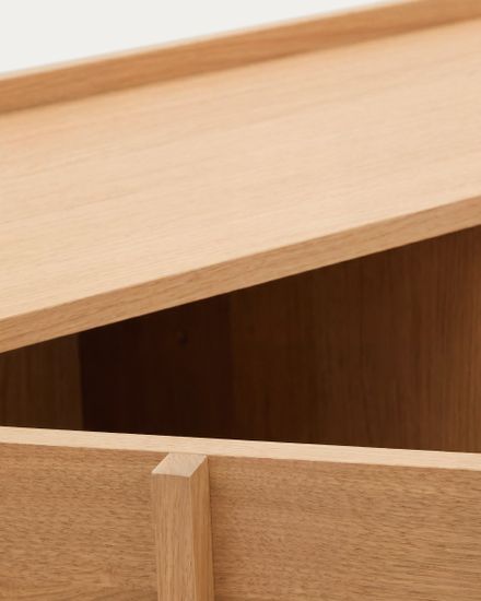 Комод Onix из дубового шпона в натуральной отделке