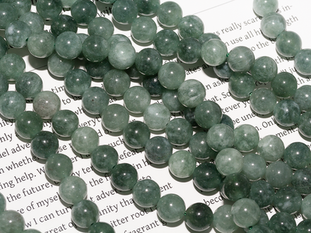 Нить бусин из тонированного кварца 8,5мм