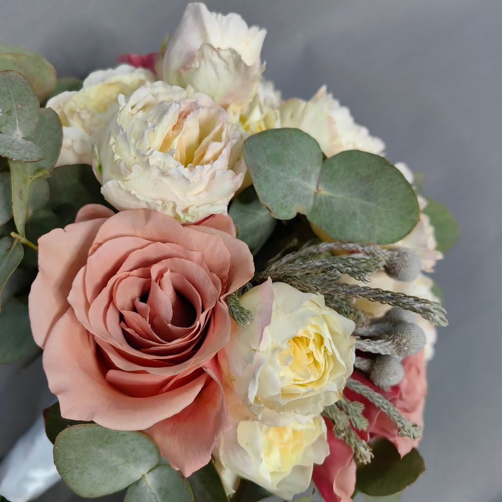 Букет невесты и бутоньерка