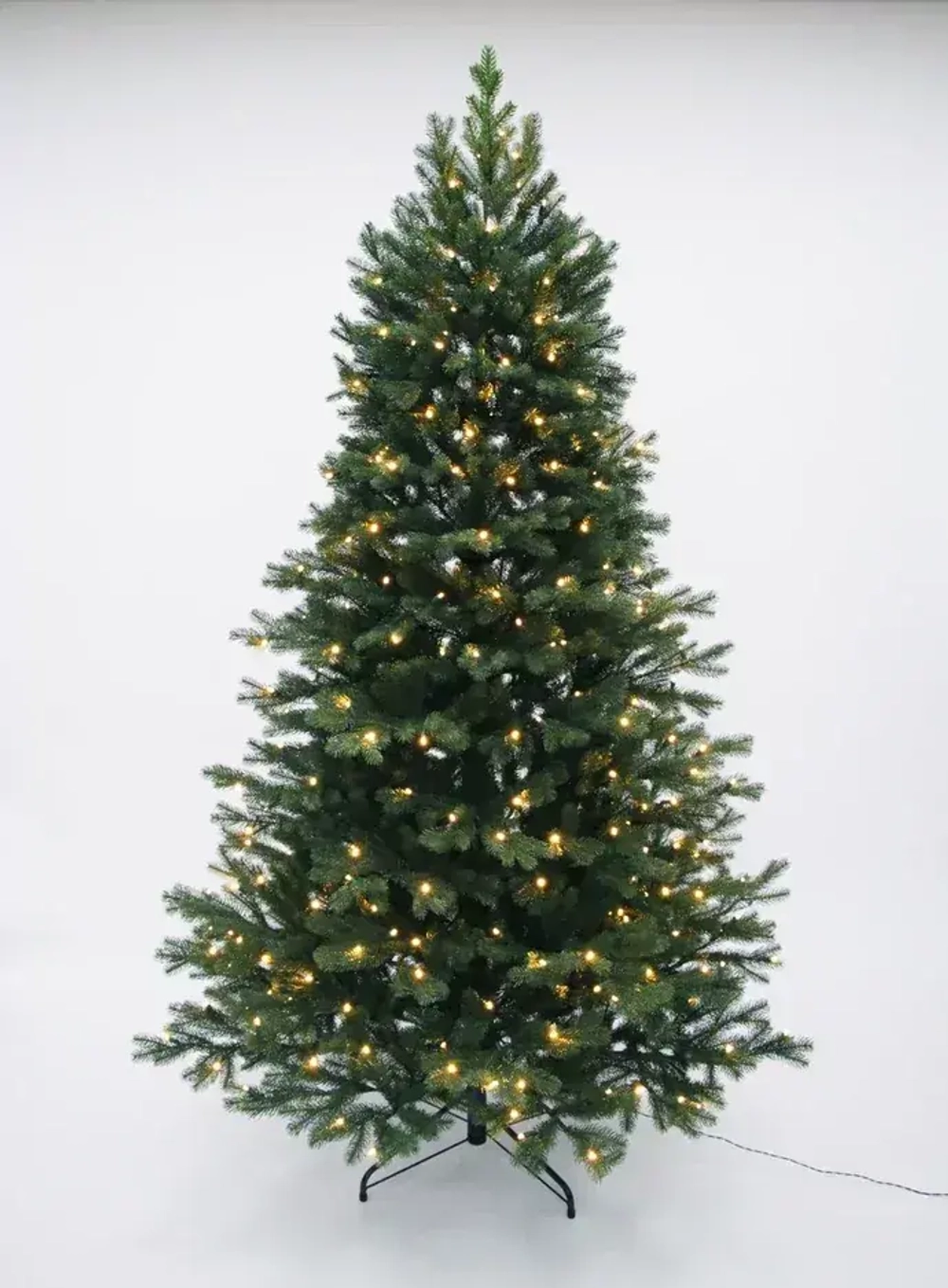 Искусственная елка Швейцарская 185 см., 220 теплых белых LED ламп, 100% литая хвоя, Black Box (74539)