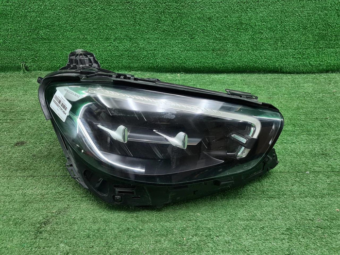 Фара правая Mercedes E W213 (2020-2023) LED
