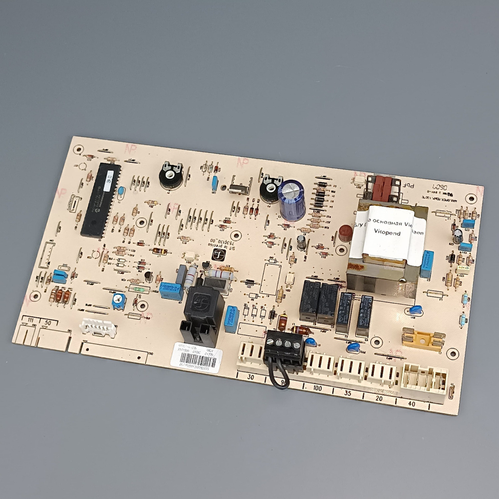 Б/У Плата управления для котлов VIESSMANN Vitopend 100-W WH0A арт. 7827494