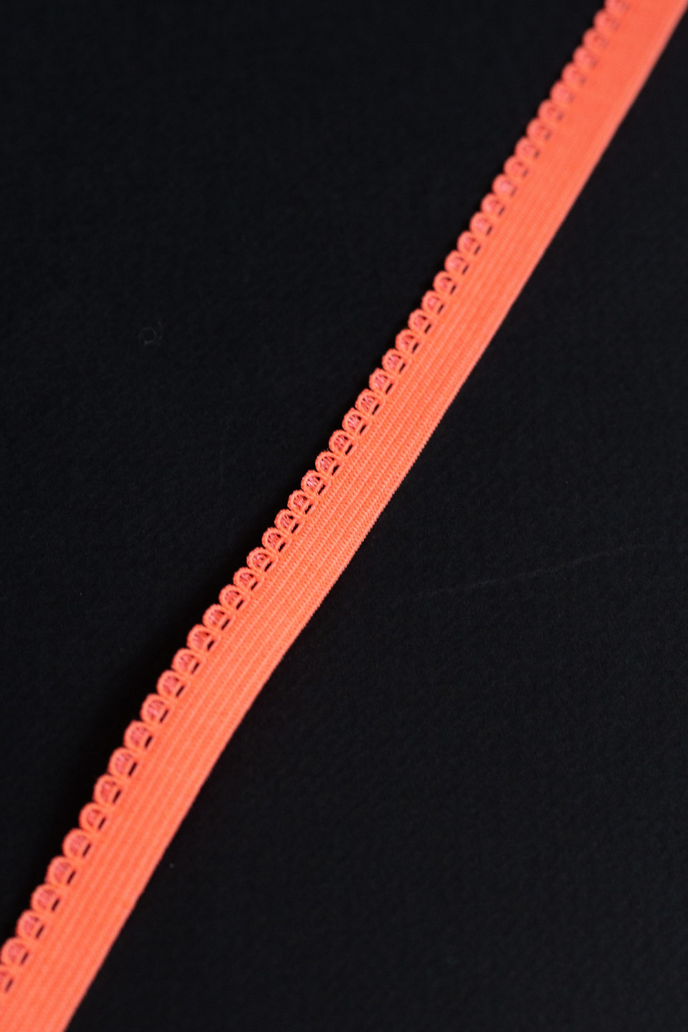 Резинка бельевая оранжевая неоновая ажурная 10 мм с учетом фестона