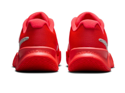 Женские теннисные кроссовки Nike Zoom GP Challenge Pro HC Premium - bright crimson/metallic silver