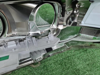 Стекло фары правое Toyota Land Cruiser 200 (15-21)