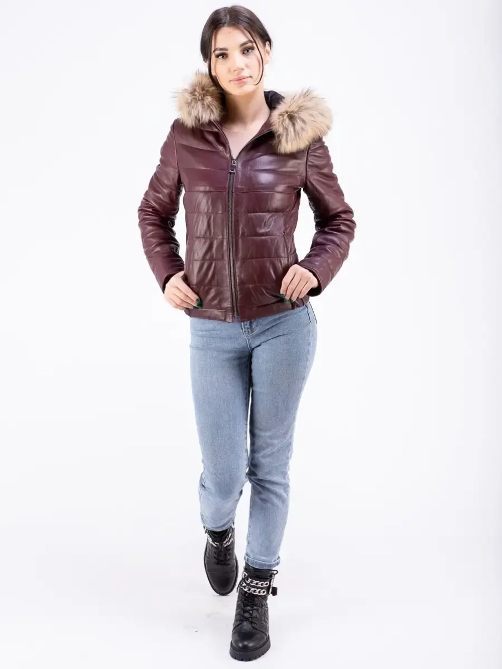 Куртка женская из натуральной кожи с капюшоном Турция