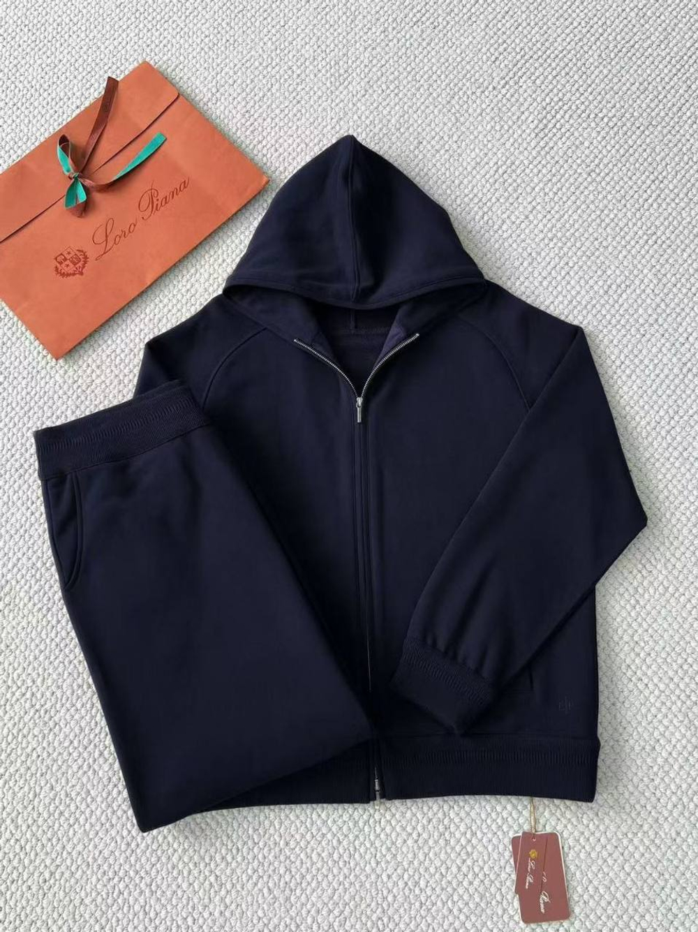 Спортивный костюм Loro Piana