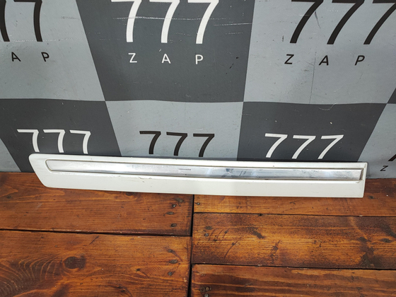 Накладка двери задней правой Honda Pilot 2 (YF4) 08-15 Б/У Оригинал 75303SZAAA210M2