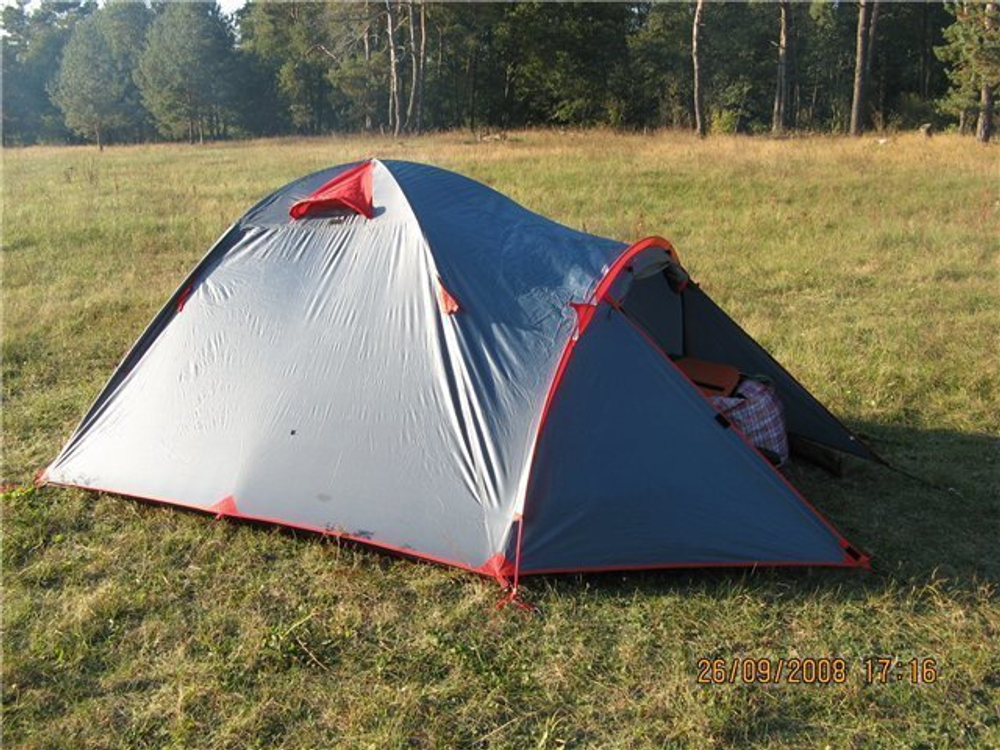 Палатка TRAMP Mountain 2 (V2), артикул TRT-22, цвет Серый