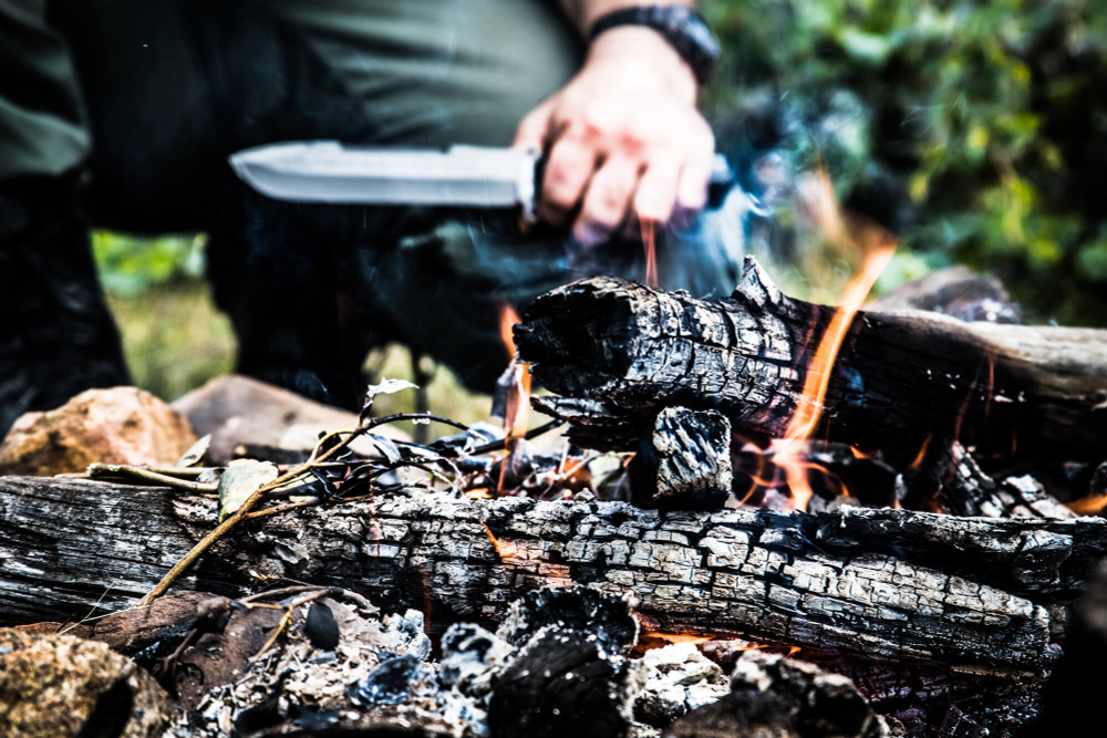 Нож выживания Survivalist Z D2 StoneWash Serrated