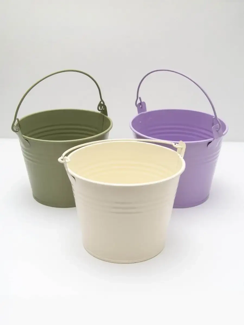 Ведерко для композиции с цветами