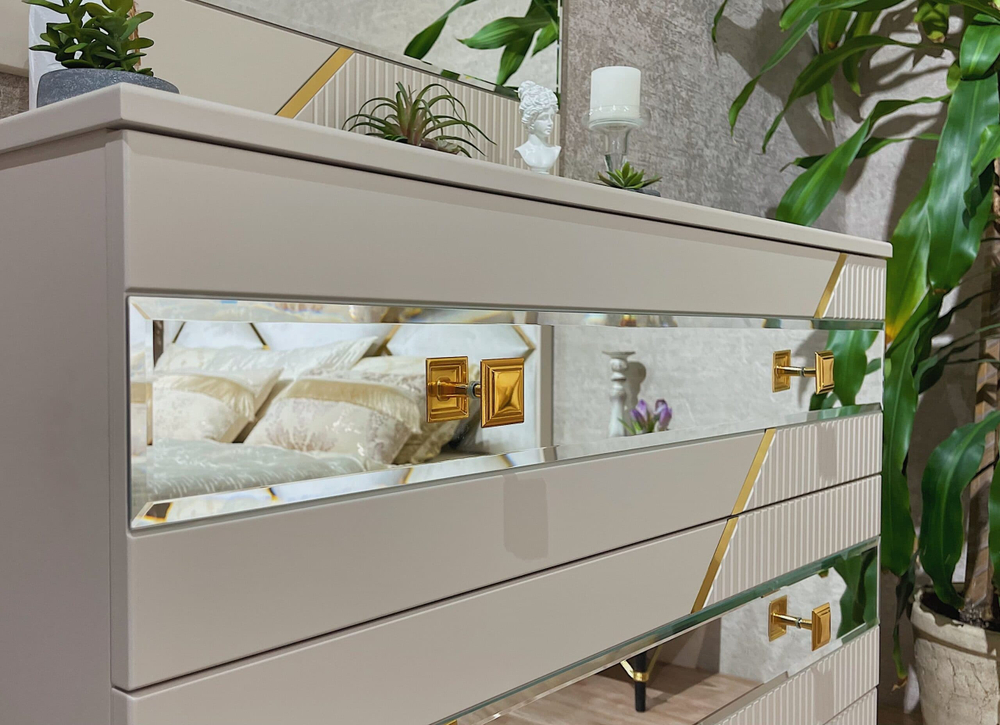 Коллекция “Ализе” 4-х дверная