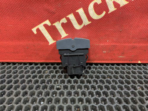 Кнопка звукового сигнала 2023г.