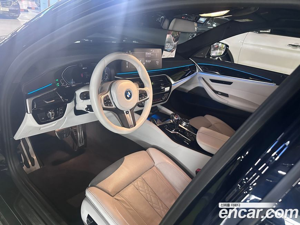 BMW 5 Series (G30) 530e M Sports (09.2022)