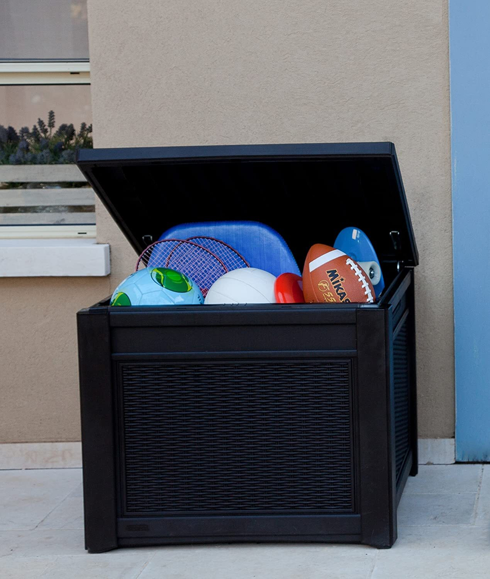Пластиковый сундук Keter Cube Rattan 208 л graphite