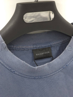 Женская футболка Balenciaga синего цвета с надписью
